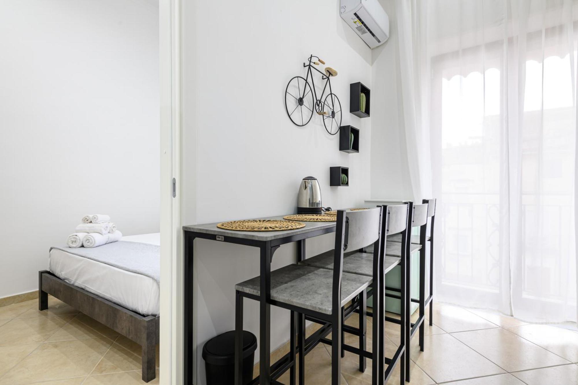 Giordano Center Apartment *