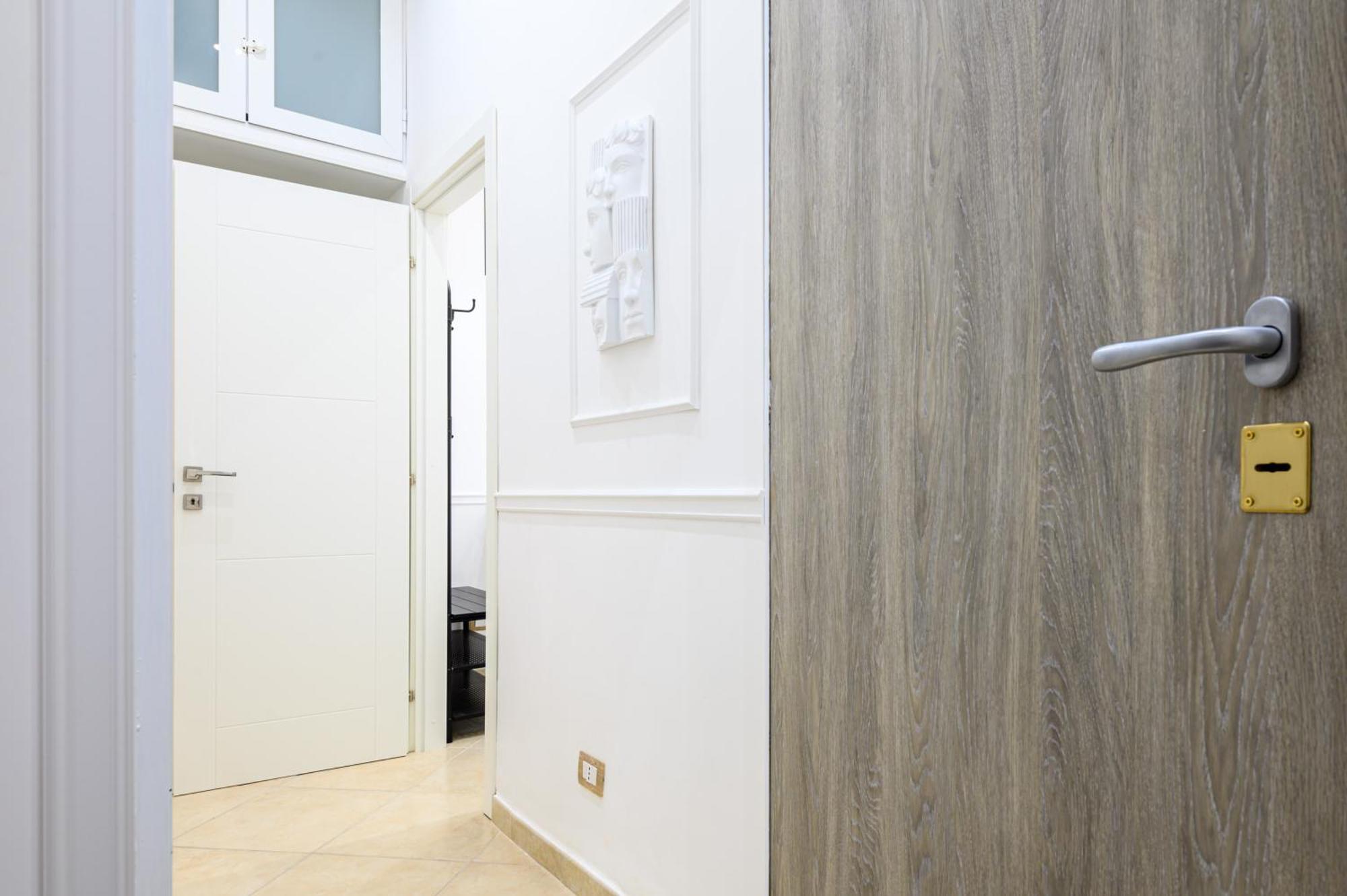 Apartment Giordano Center